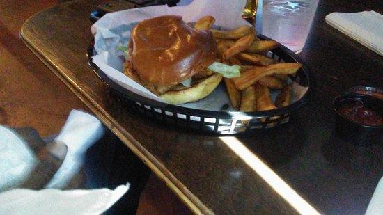 656 Sports Bar & Grille